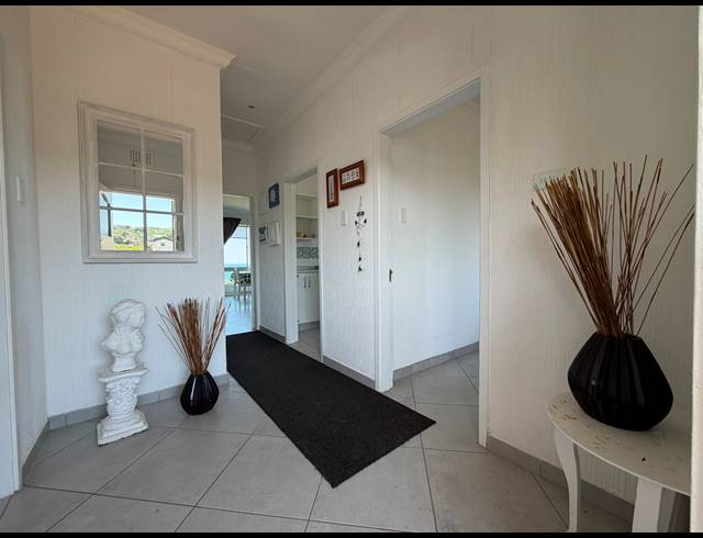 2 BEDROOM FLAT FOR SALE IN SCOTTBURGH CENTRAL